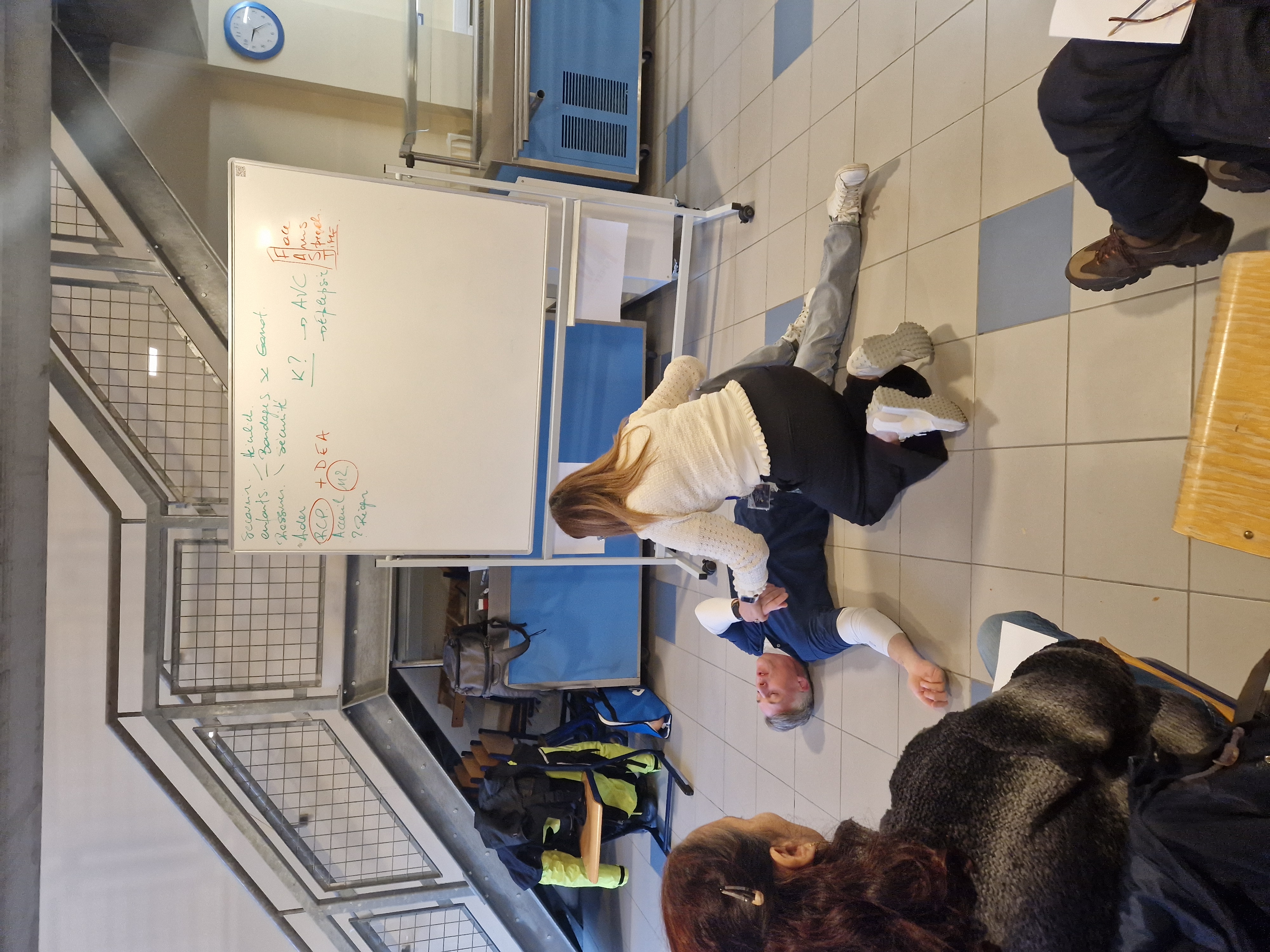 premier secours surveillants